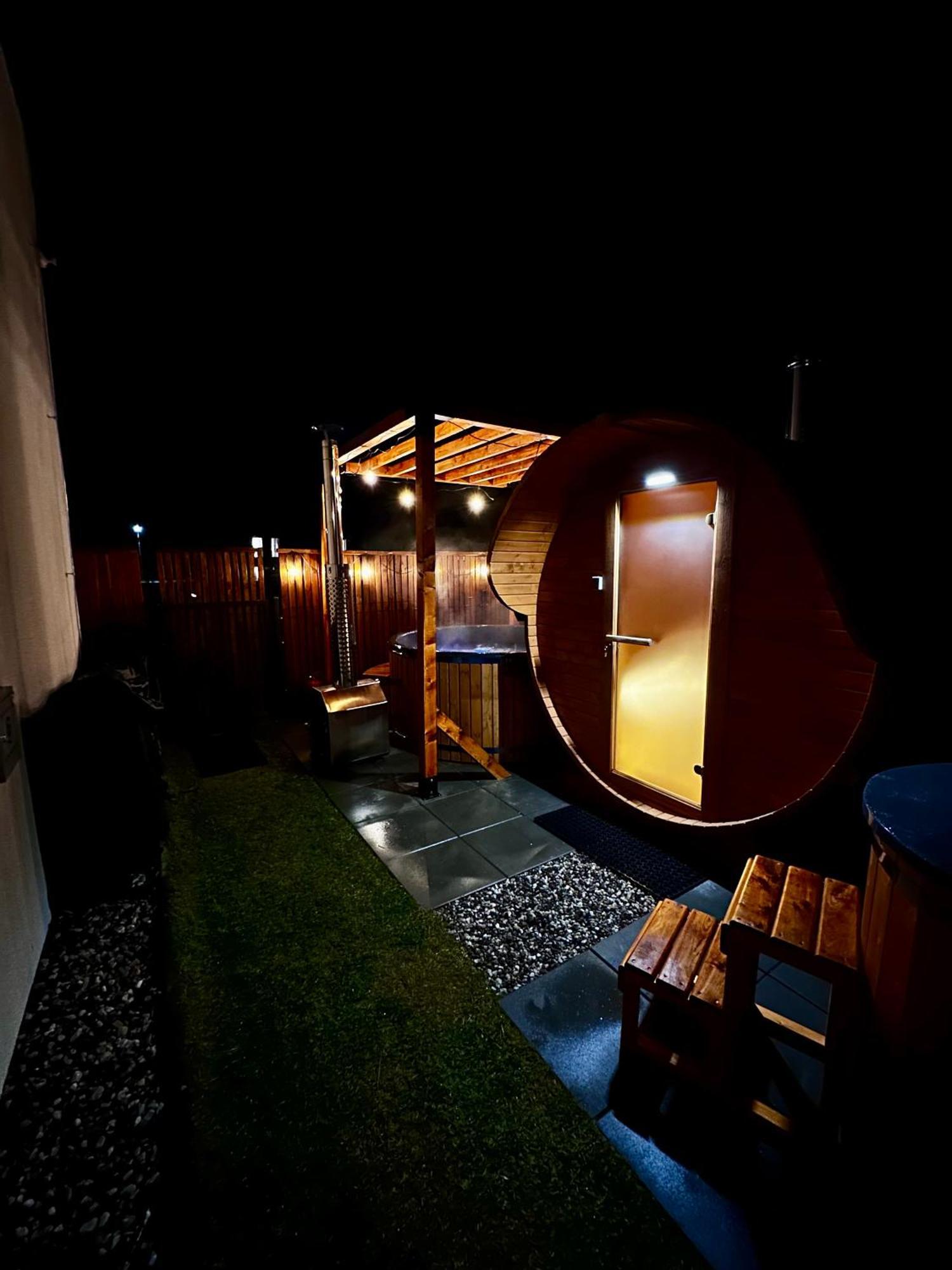 Apartament Pod Wzgorzem Z Sauna, Jacuzzi I Basenem Kudowa-Zdrój Exteriör bild